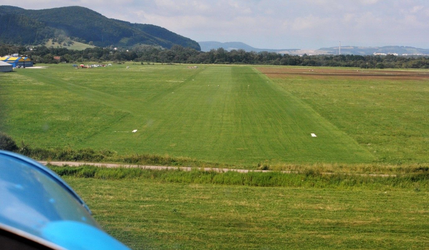 kamenica_airfield